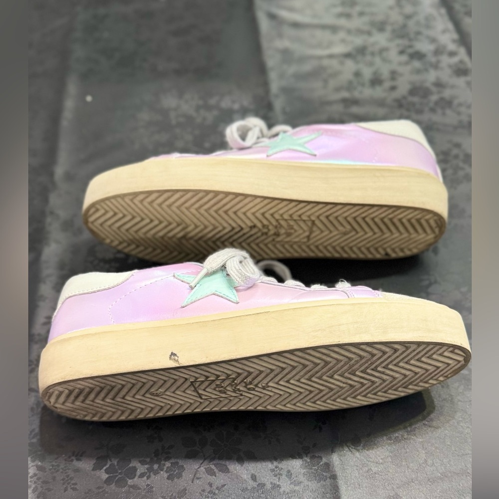EUC SHU SHOP REBA LILAC SNEAKERS - Picture 2 of 5